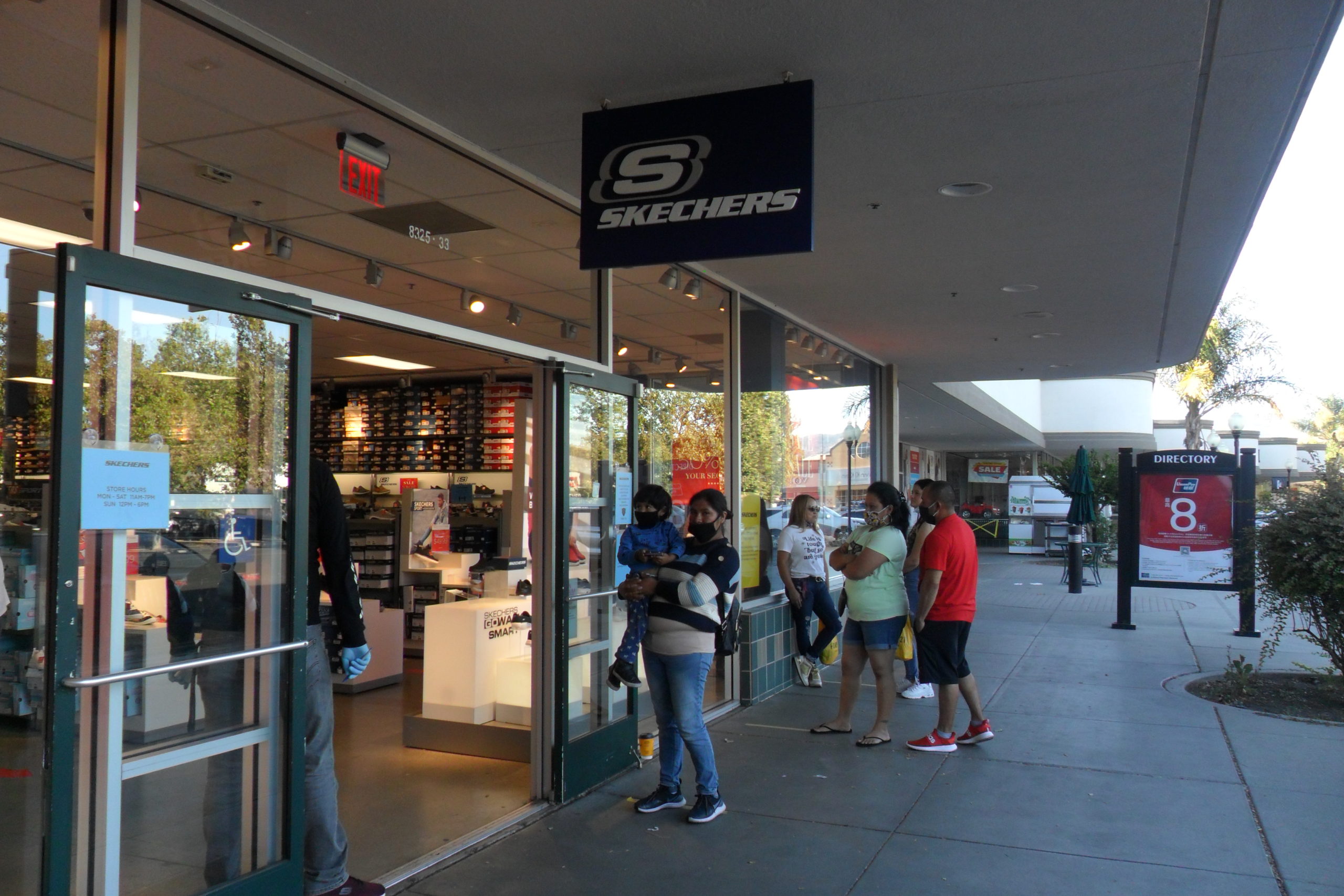 skechers north premium outlet